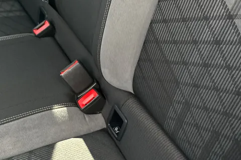 DE72CCO Volkswagen Taigo 1.0 TSI 110 R-Line 5dr **BLACK ROOF PACK** Thumbnail #33