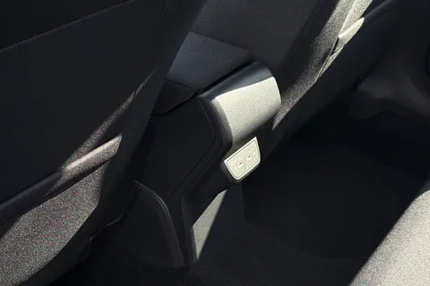 DE72CCO Volkswagen Taigo 1.0 TSI 110 R-Line 5dr **BLACK ROOF PACK** Thumbnail #34