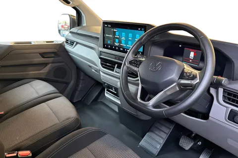 KY25PPZ Volkswagen E-Transporter SWB 136PS 65kWh Electric Panel Van Thumbnail #14