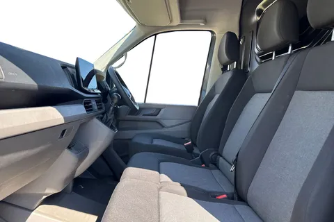 PN74SCV Volkswagen Crafter 2.0 TDI 140PS Commerce High Roof Van Thumbnail #16