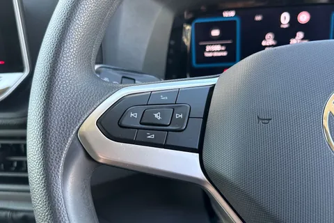 PN74SCV Volkswagen Crafter 2.0 TDI 140PS Commerce High Roof Van Thumbnail #36