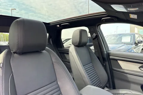  Land Rover Discovery Sport 1.5 P270e 12.17kWh Landmark Auto 4WD Euro 6 (s/s) 5dr Thumbnail #11