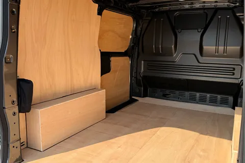 KY25PPZ Volkswagen E-Transporter SWB 136PS 65kWh Electric Panel Van Thumbnail #43