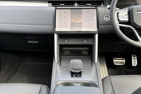  Land Rover Discovery Sport 1.5 P270e 12.17kWh Landmark Auto 4WD Euro 6 (s/s) 5dr Thumbnail #15