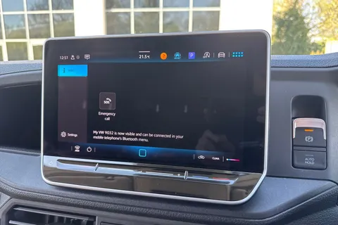 PN74SCV Volkswagen Crafter 2.0 TDI 140PS Commerce High Roof Van Thumbnail #44