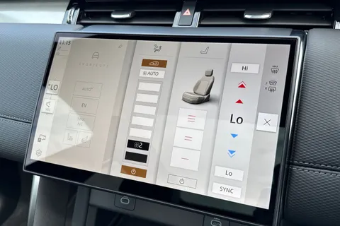  Land Rover Discovery Sport 1.5 P270e 12.17kWh Landmark Auto 4WD Euro 6 (s/s) 5dr Thumbnail #20