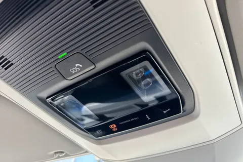 PN74SCV Volkswagen Crafter 2.0 TDI 140PS Commerce High Roof Van Thumbnail #47