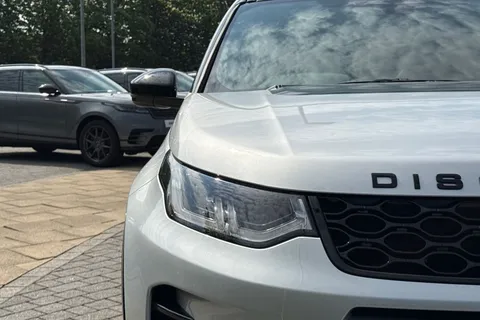  Land Rover Discovery Sport 1.5 P270e 12.17kWh Landmark Auto 4WD Euro 6 (s/s) 5dr Thumbnail #22