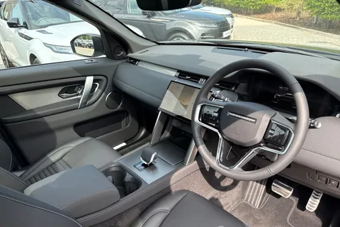  Land Rover Discovery Sport 1.5 P270e 12.17kWh Landmark Auto 4WD Euro 6 (s/s) 5dr Thumbnail #30