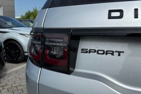  Land Rover Discovery Sport 1.5 P270e 12.17kWh Landmark Auto 4WD Euro 6 (s/s) 5dr Thumbnail #43