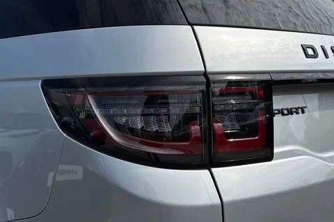  Land Rover Discovery Sport 1.5 P270e 12.17kWh Landmark Auto 4WD Euro 6 (s/s) 5dr Thumbnail #44