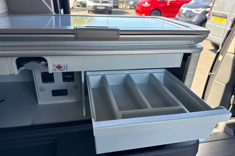 DA26UDZ Volkswagen California Ocean T7 SWB 150PS  2.0 TDi DSG - ArtVelours/Towback Thumbnail #39