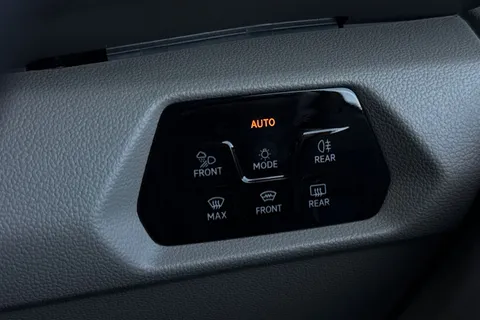 DA26UDZ Volkswagen California Ocean T7 SWB 150PS  2.0 TDi DSG - ArtVelours/Towback Thumbnail #43