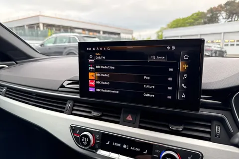 LR72WKA Audi A4 S line 35 TFSI  150 PS S tronic Thumbnail #36