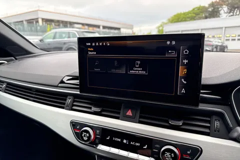 LR72WKA Audi A4 S line 35 TFSI  150 PS S tronic Thumbnail #39