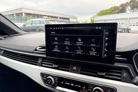 LR72WKA Audi A4 S line 35 TFSI  150 PS S tronic Thumbnail #48