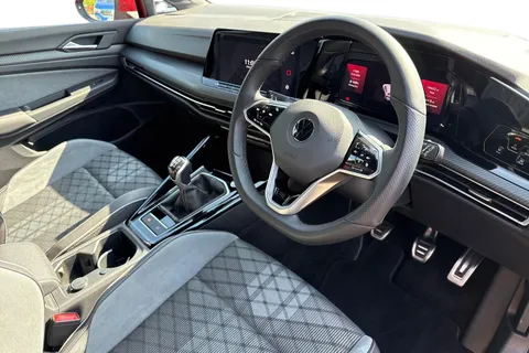 MJ72FBE Volkswagen Golf 1.5 TSI R-Line 5dr **18' BERGAMO ALLOYS** Thumbnail #14