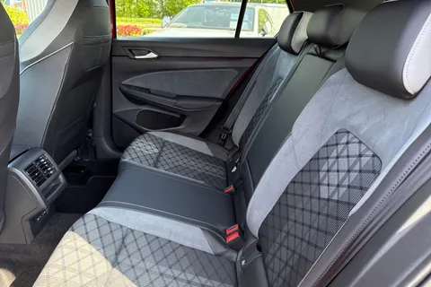 MJ72FBE Volkswagen Golf 1.5 TSI R-Line 5dr **18' BERGAMO ALLOYS** Thumbnail #19