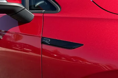 MJ72FBE Volkswagen Golf 1.5 TSI R-Line 5dr **18' BERGAMO ALLOYS** Thumbnail #28