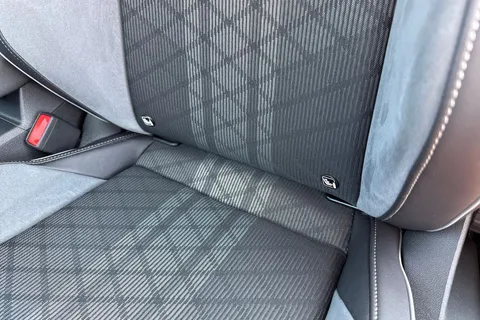 MJ72FBE Volkswagen Golf 1.5 TSI R-Line 5dr **18' BERGAMO ALLOYS** Thumbnail #39