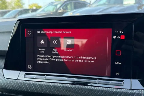 MJ72FBE Volkswagen Golf 1.5 TSI R-Line 5dr **18' BERGAMO ALLOYS** Thumbnail #50