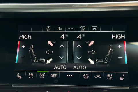 KY74FJZ Audi RS 6 Avant RS 6 Avant performance Carbon Black   630 PS tiptronic Thumbnail #23