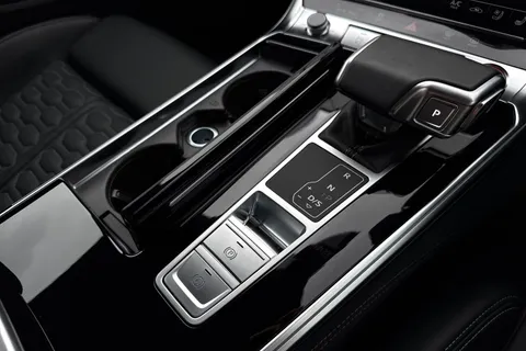 KY74FJZ Audi RS 6 Avant RS 6 Avant performance Carbon Black   630 PS tiptronic Thumbnail #24