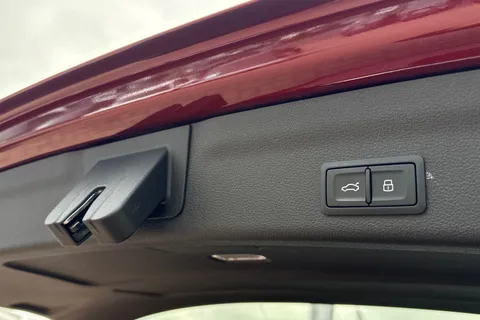 KY74FJZ Audi RS 6 Avant RS 6 Avant performance Carbon Black   630 PS tiptronic Thumbnail #40