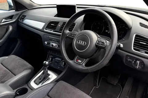 OY16BLJ Audi Q3 2.0 TDI S line Plus S Tronic quattro Euro 6 (s/s) 5dr Thumbnail #15