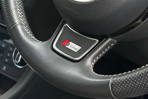 OY16BLJ Audi Q3 2.0 TDI S line Plus S Tronic quattro Euro 6 (s/s) 5dr Thumbnail #33