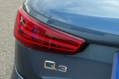 OY16BLJ Audi Q3 2.0 TDI S line Plus S Tronic quattro Euro 6 (s/s) 5dr Thumbnail #35