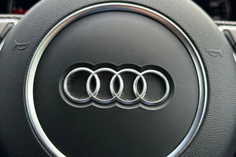 OY16BLJ Audi Q3 2.0 TDI S line Plus S Tronic quattro Euro 6 (s/s) 5dr Thumbnail #39