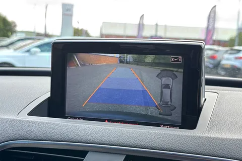 OY16BLJ Audi Q3 2.0 TDI S line Plus S Tronic quattro Euro 6 (s/s) 5dr Thumbnail #52