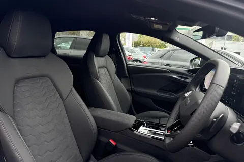 KP75GKO Audi A6 E-Tron Sportback Sportback Edition 1 e-tron performance  270,00 kW Thumbnail #46