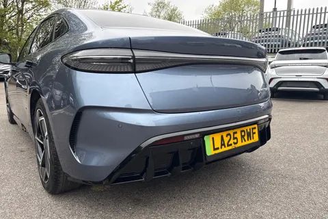 LA25RWF BYD SEAL 82.5kWh Design Auto 4dr Thumbnail #16