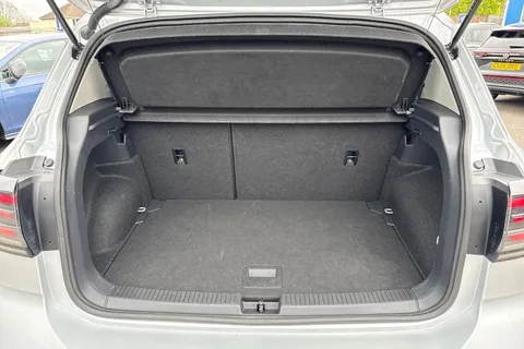 GL25FKH Volkswagen T-Cross 1.0 TSI 115 Match 5dr DSG Thumbnail #8