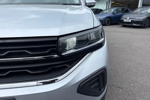 GL25FKH Volkswagen T-Cross 1.0 TSI 115 Match 5dr DSG Thumbnail #32