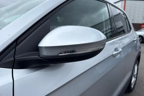 GL25FKH Volkswagen T-Cross 1.0 TSI 115 Match 5dr DSG Thumbnail #33