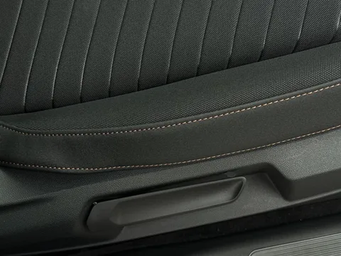 31 of 38 for CUPRA Born e-Boost 59kWh V1 Auto 5dr