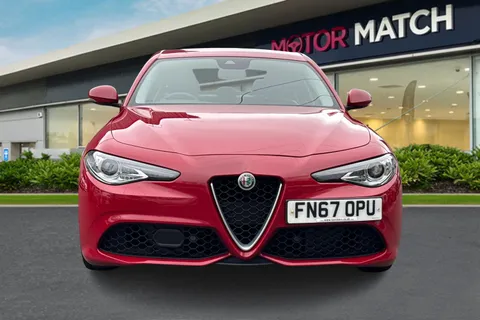 FN67OPU Alfa Romeo Giulia 2.0T Veloce Auto Euro 6 (s/s) 4dr Thumbnail #7