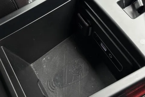 FN67OPU Alfa Romeo Giulia 2.0T Veloce Auto Euro 6 (s/s) 4dr Thumbnail #43