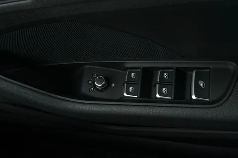 OE66YRJ Audi A3 Cabriolet 1.4 TFSI CoD S line Euro 6 (s/s) 2dr Thumbnail #21