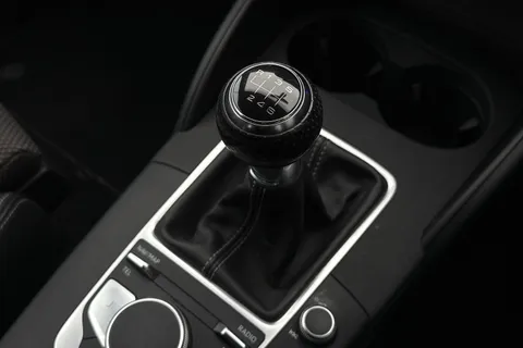 OE66YRJ Audi A3 Cabriolet 1.4 TFSI CoD S line Euro 6 (s/s) 2dr Thumbnail #23