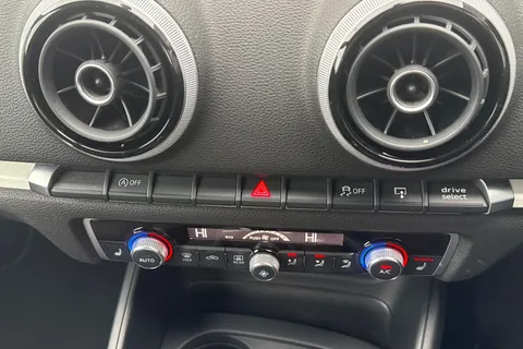 OE66YRJ Audi A3 Cabriolet 1.4 TFSI CoD S line Euro 6 (s/s) 2dr Thumbnail #41