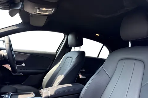 KR23EGJ Mercedes-Benz A Class 1.3 A180h MHEV Sport (Executive) Hatchback 5dr Petrol Hybrid 7G-DCT Euro 6 (s/s) (150 ps) Thumbnail #16