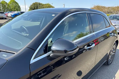 KR23EGJ Mercedes-Benz A Class 1.3 A180h MHEV Sport (Executive) Hatchback 5dr Petrol Hybrid 7G-DCT Euro 6 (s/s) (150 ps) Thumbnail #29