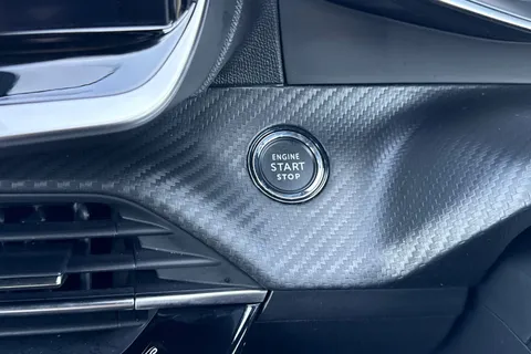 FN72VMR PEUGEOT 2008 1.2 PureTech GT EAT Euro 6 (s/s) 5dr Thumbnail #56
