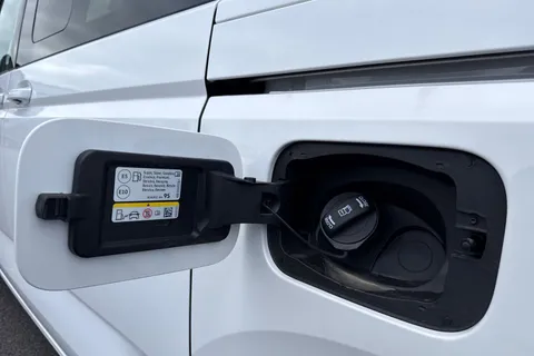 DG26BZN Volkswagen California Beach T7 SWB 245PS 1.5 eHybrid DSG - Parking Package Thumbnail #30