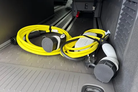 DG26BZN Volkswagen California Beach T7 SWB 245PS 1.5 eHybrid DSG - Parking Package Thumbnail #31