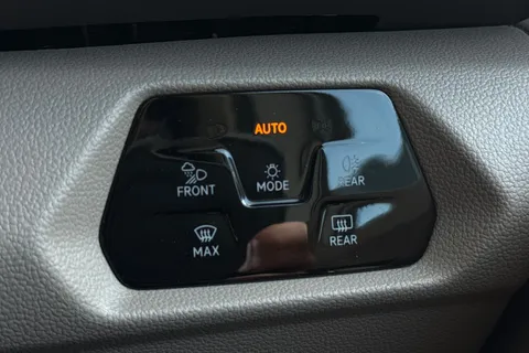 DG26BZN Volkswagen California Beach T7 SWB 245PS 1.5 eHybrid DSG - Parking Package Thumbnail #48